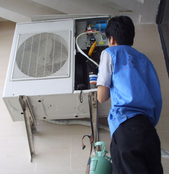 巴楚空调开机无反应维修